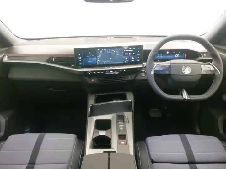 Vauxhall Grandland 2025 photo 3