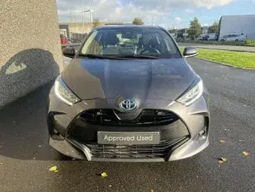 Toyota Yaris 2022 photo 2