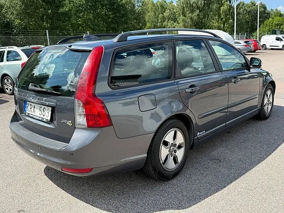 Volvo V50 2011 photo 4