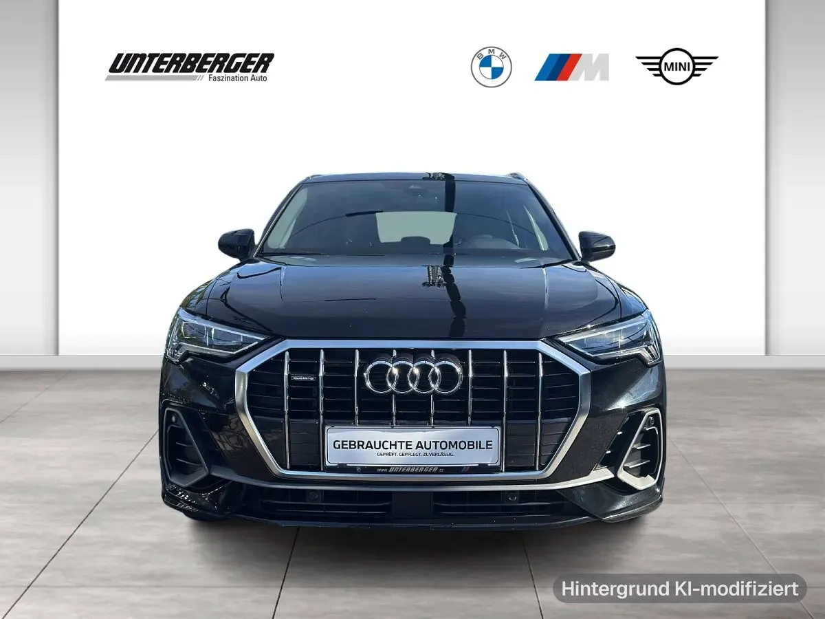 Audi Q3 2021 photo 2