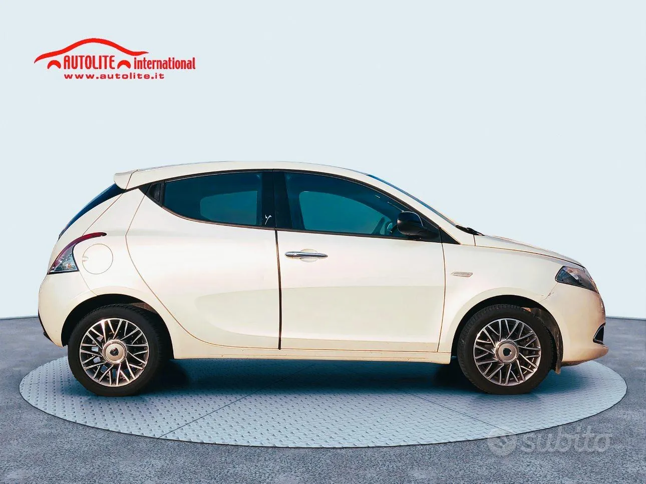 Lancia Ypsilon 2013 photo 4