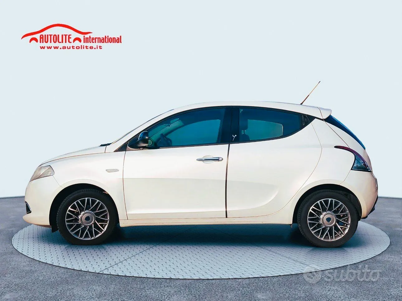 Lancia Ypsilon 2013 photo 3