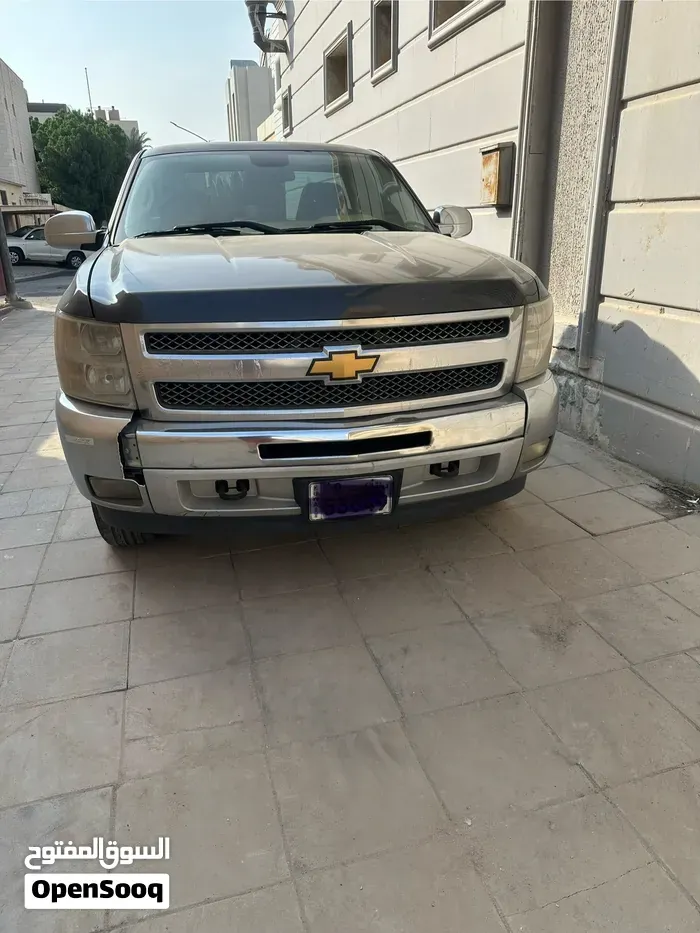 Chevrolet Silverado 2011 photo 2