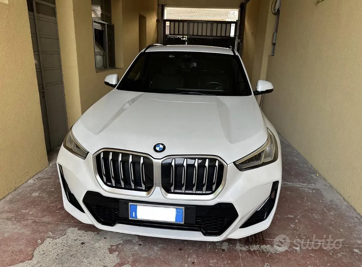 BMW X1 2024 photo 3