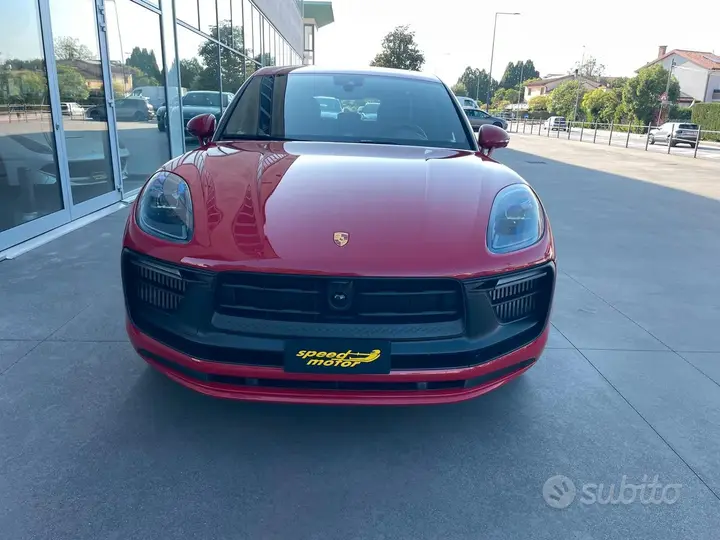 Porsche Macan 2022 photo 2