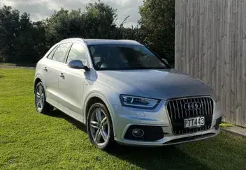 Audi Q3 2013 photo 2