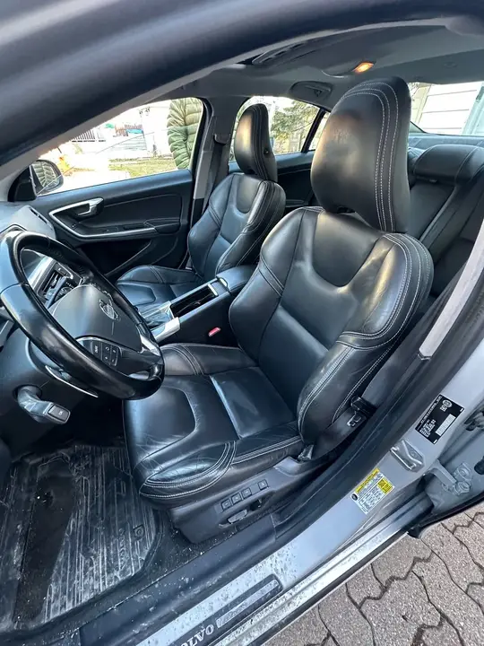 Volvo S60 2014 photo 5