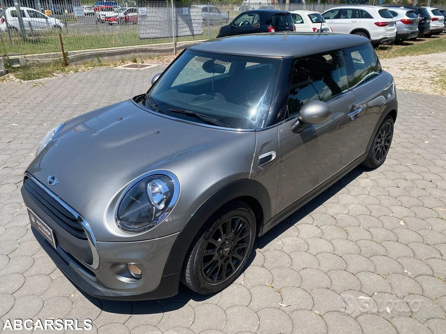 Mini Mini