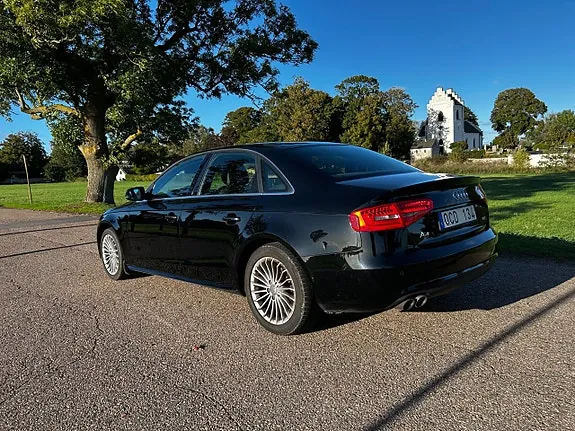 Audi A4 2014 photo 5