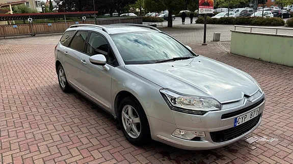 Citroen C5 2011 photo 2