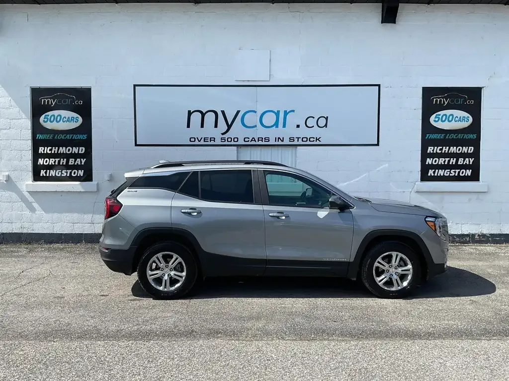 GMC Terrain 2024 photo 2