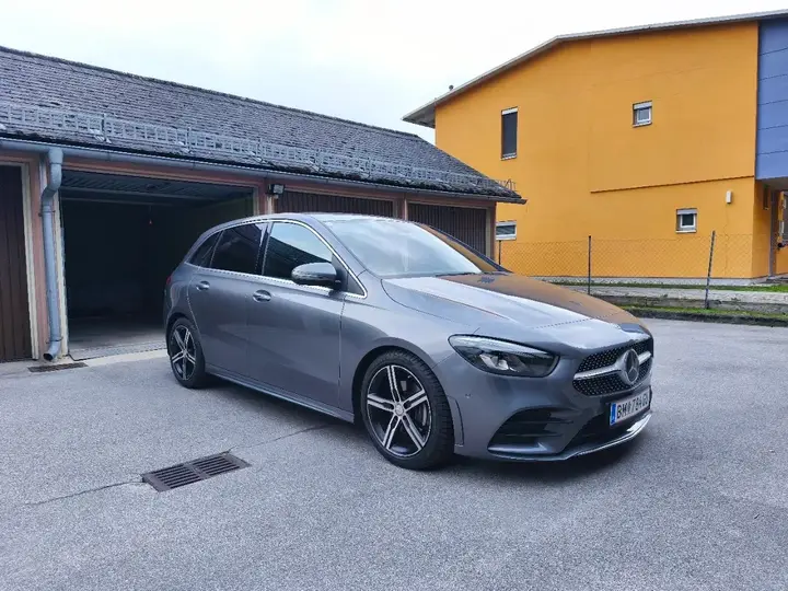 Mercedes-Benz B-Class 2020 photo 2