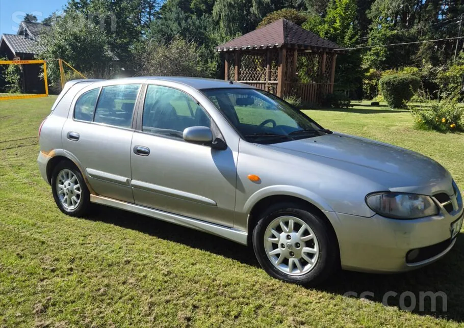 Nissan Almera 2003 photo 4