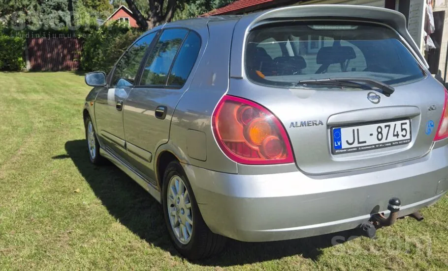 Nissan Almera 2003 photo 5