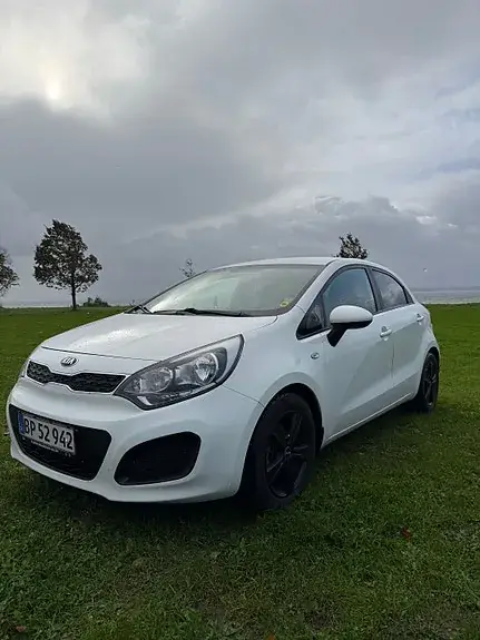 Kia Rio 2014 photo 2