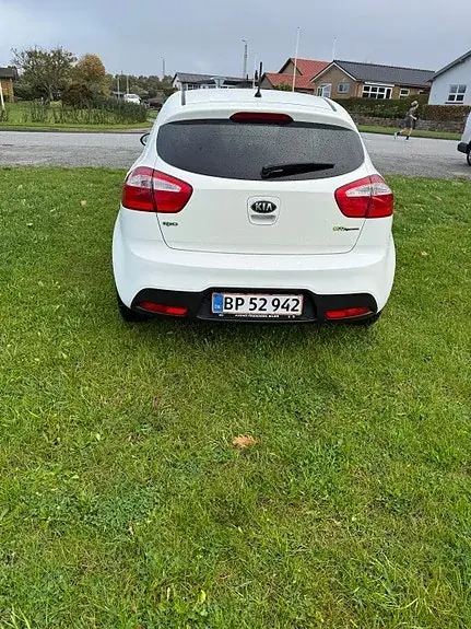 Kia Rio 2014 photo 5