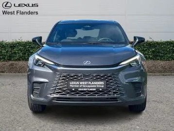 Lexus Lbx 2025 photo 2