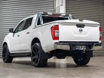 Nissan Navara 2021 photo 3