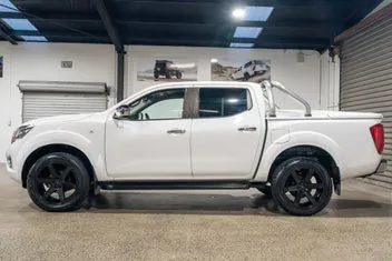 Nissan Navara 2021 photo 4