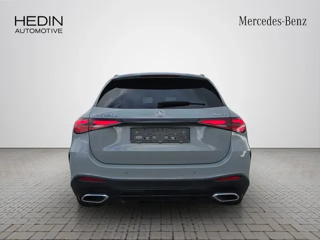 Mercedes-Benz Glc 2025 photo 3
