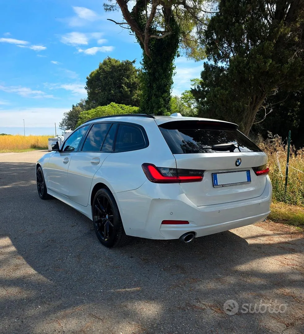 BMW 318 2022 photo 4