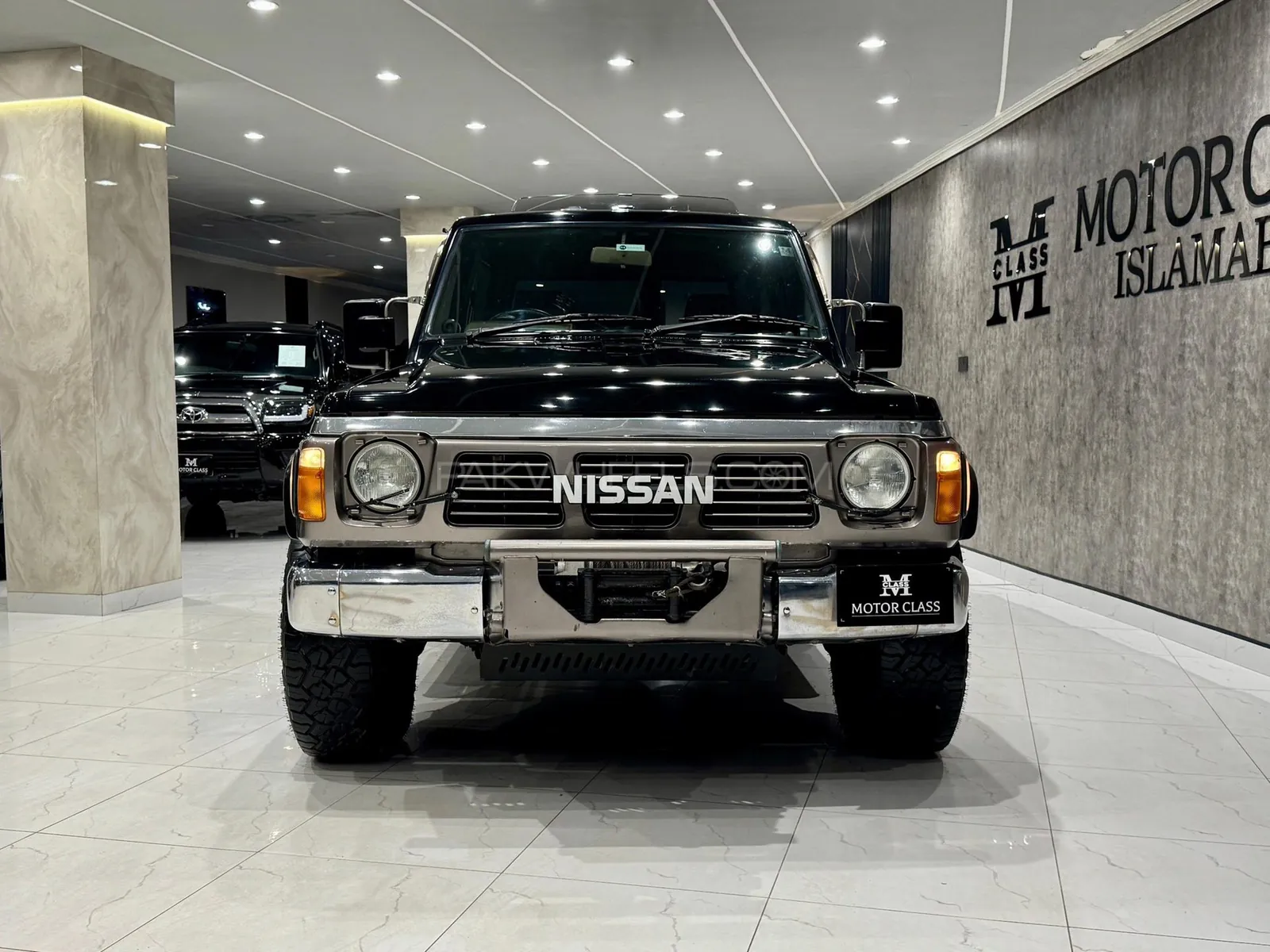 Nissan Safari