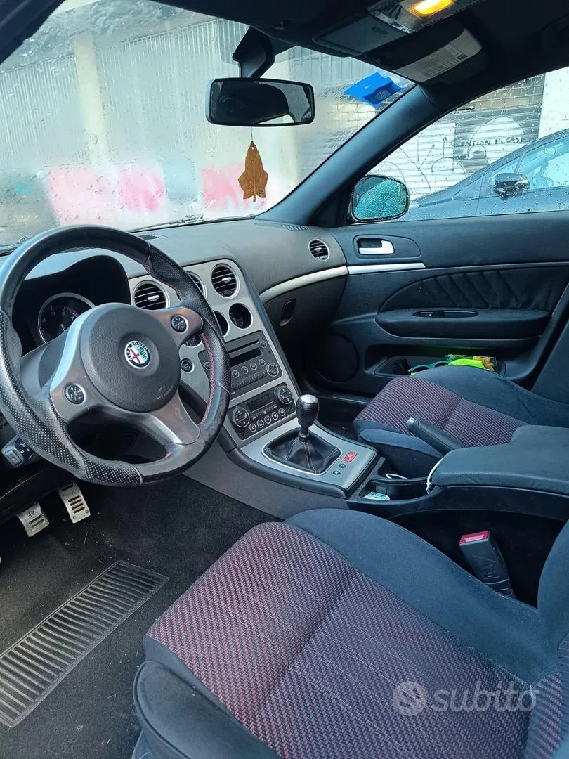 Alfa Romeo 159 2010 photo 3
