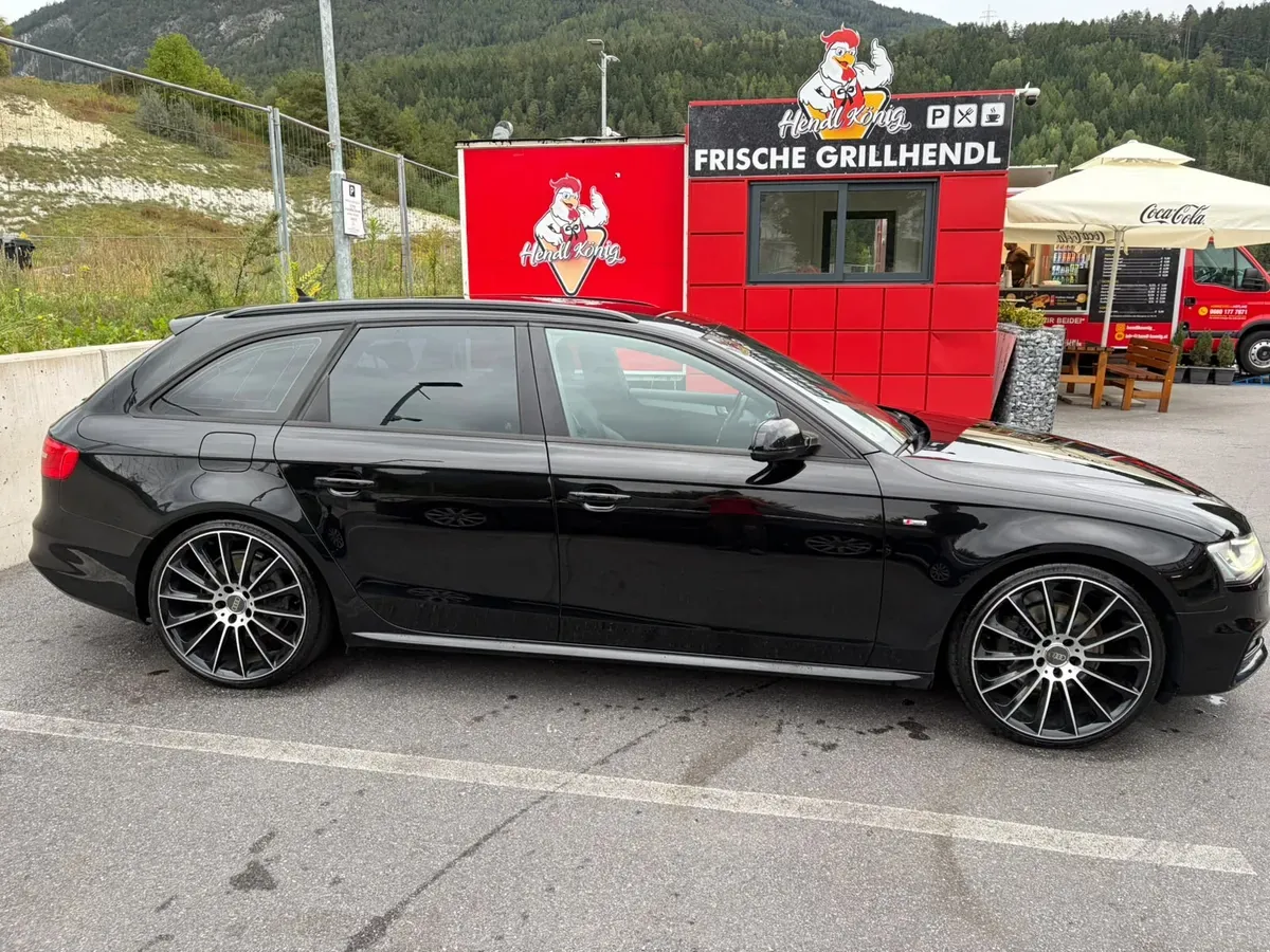 Audi A4 Avant 2013 photo 2