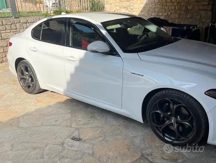 Alfa Romeo Giulia 2020 photo 4