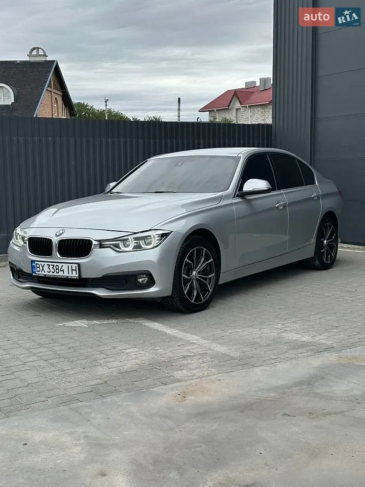 BMW 3 Series 2017 photo 2