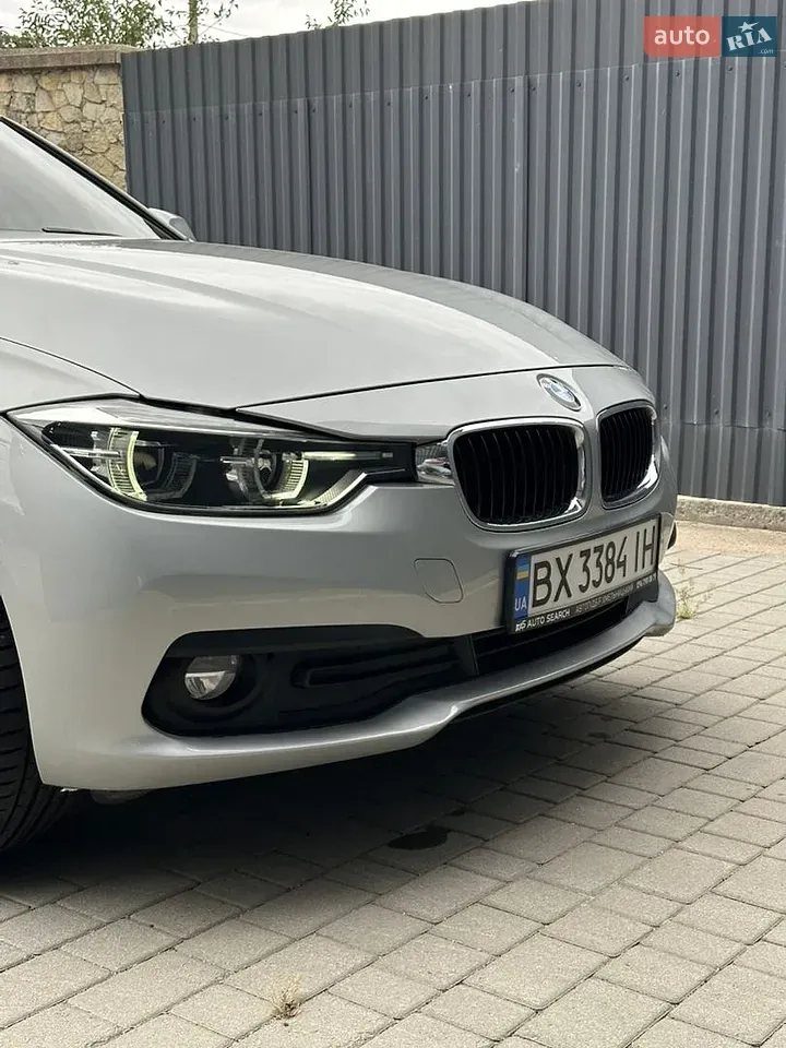 BMW 3 Series 2017 photo 5