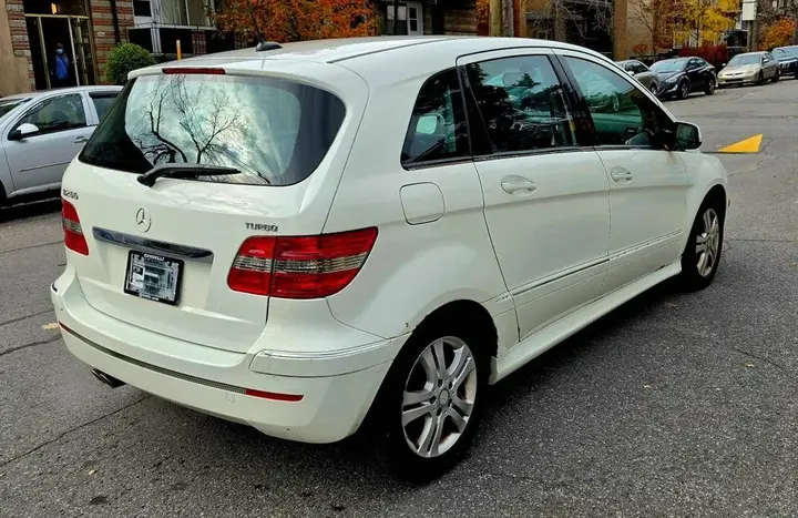 Mercedes-Benz B-Class 2008 photo 2