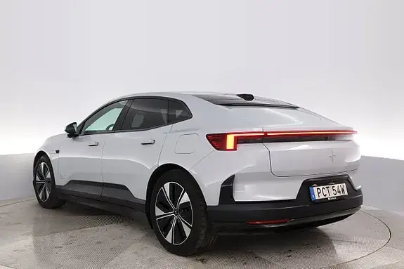 Polestar 4 2025 photo 4