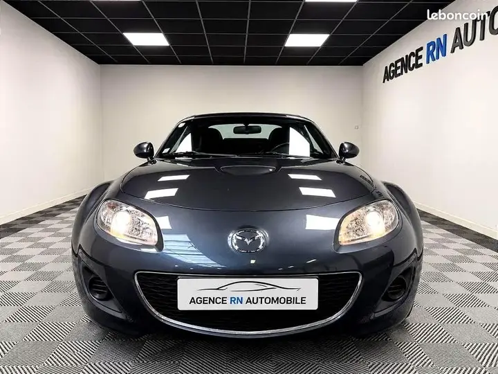 Mazda Mx-5 2010 photo 3