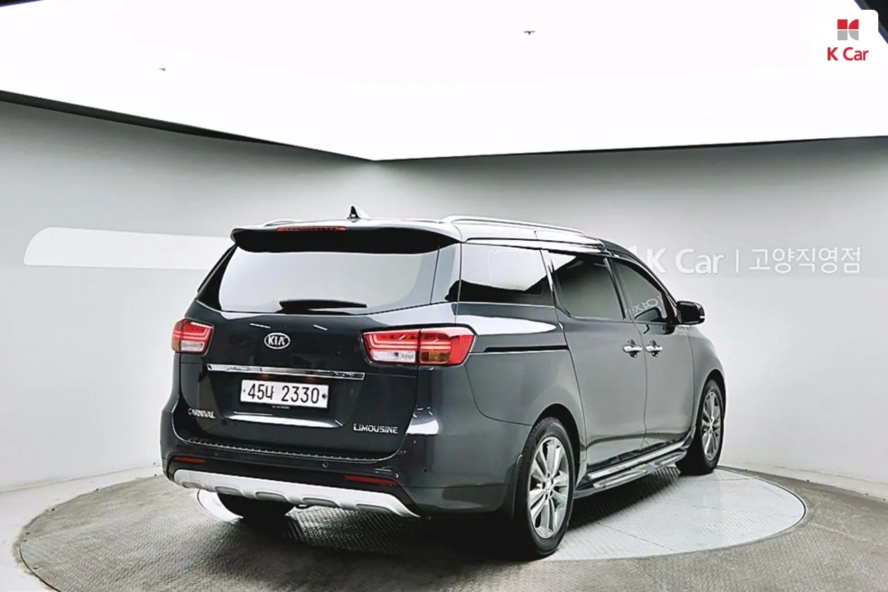 Kia Carnival 2018 photo 4