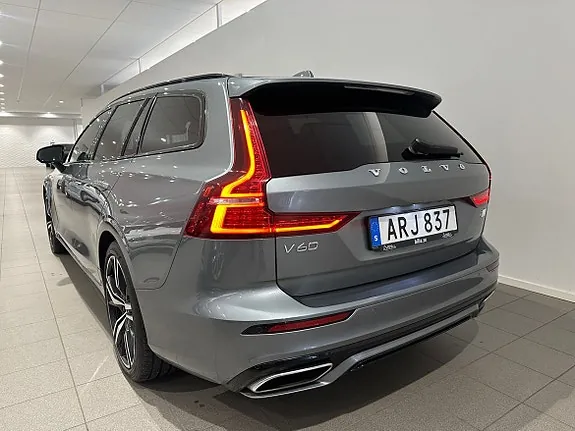 Volvo V60 2021 photo 3