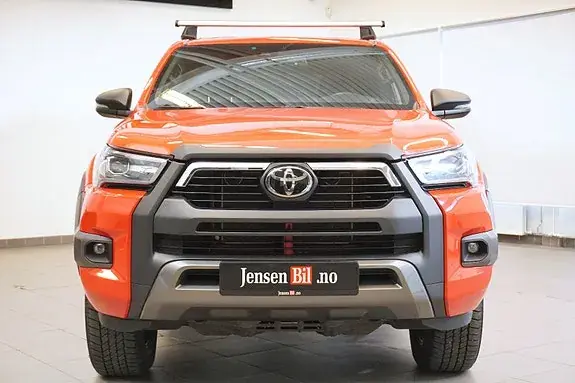 Toyota Hilux 2024 photo 2