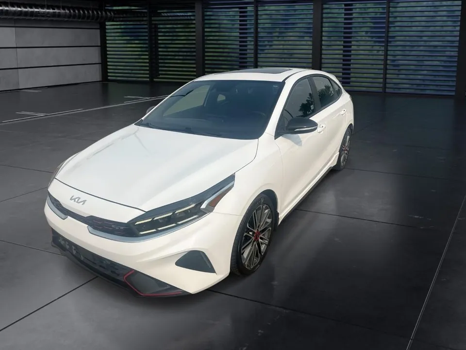 Kia Forte5 2023 photo 5