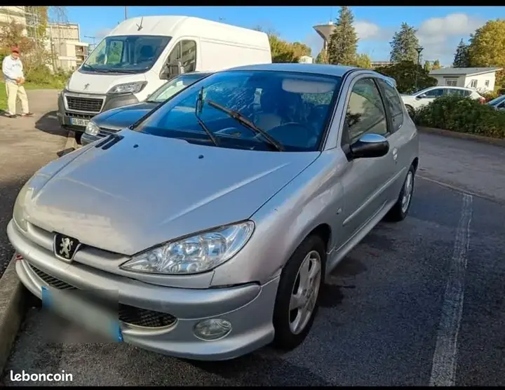 Peugeot 206