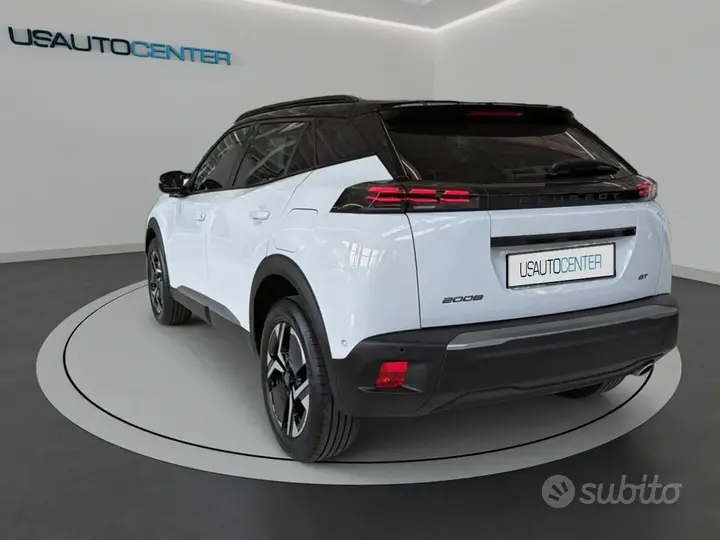 Peugeot 2008 2024 photo 4