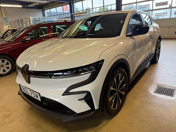 Renault Megane E-Tech 2023 photo 2