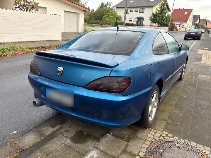 Peugeot 406