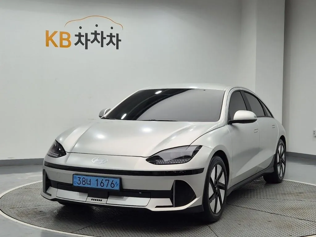 Hyundai Ioniq 6