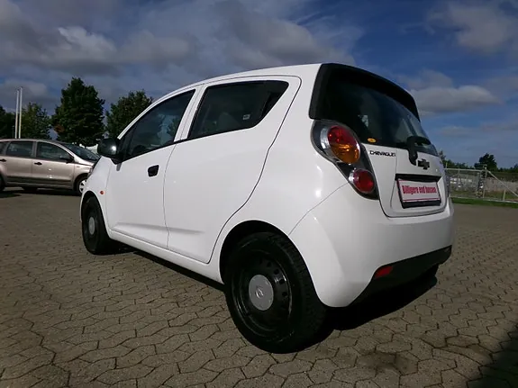 Chevrolet Spark 2010 photo 4