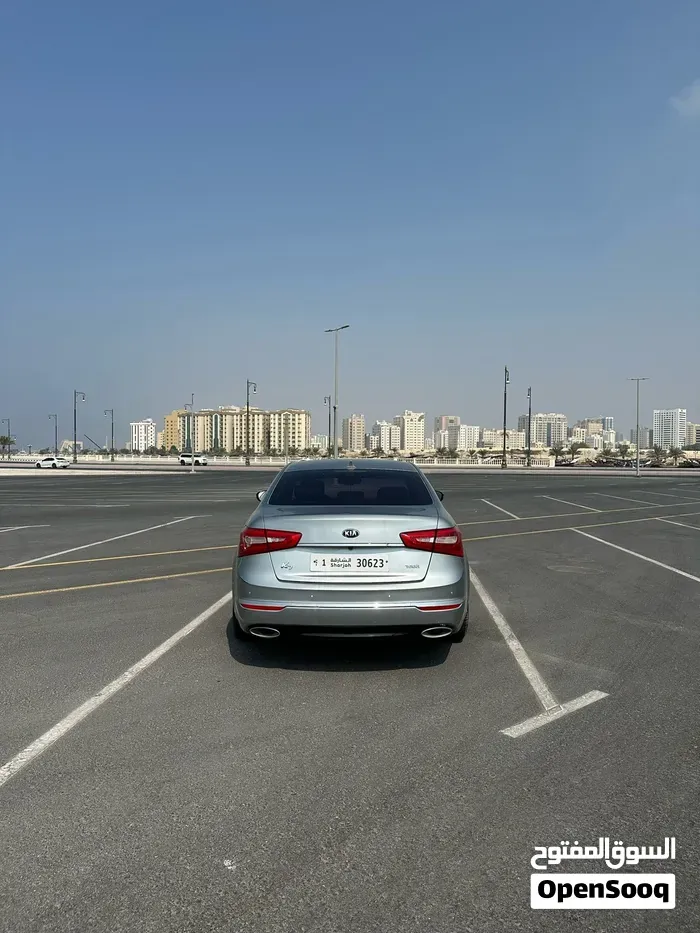 Kia Cadenza 2015 photo 3