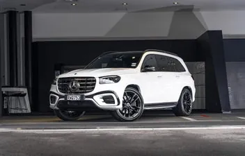 Mercedes-Benz Gls 2026 photo 2
