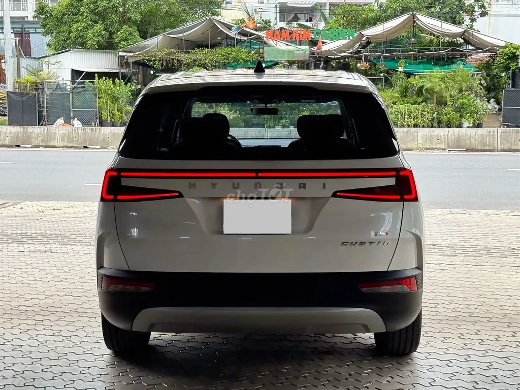 Hyundai Custin 2025 photo 4