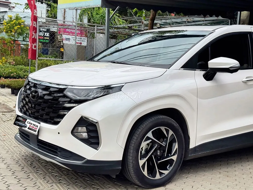 Hyundai Custin 2025 photo 2