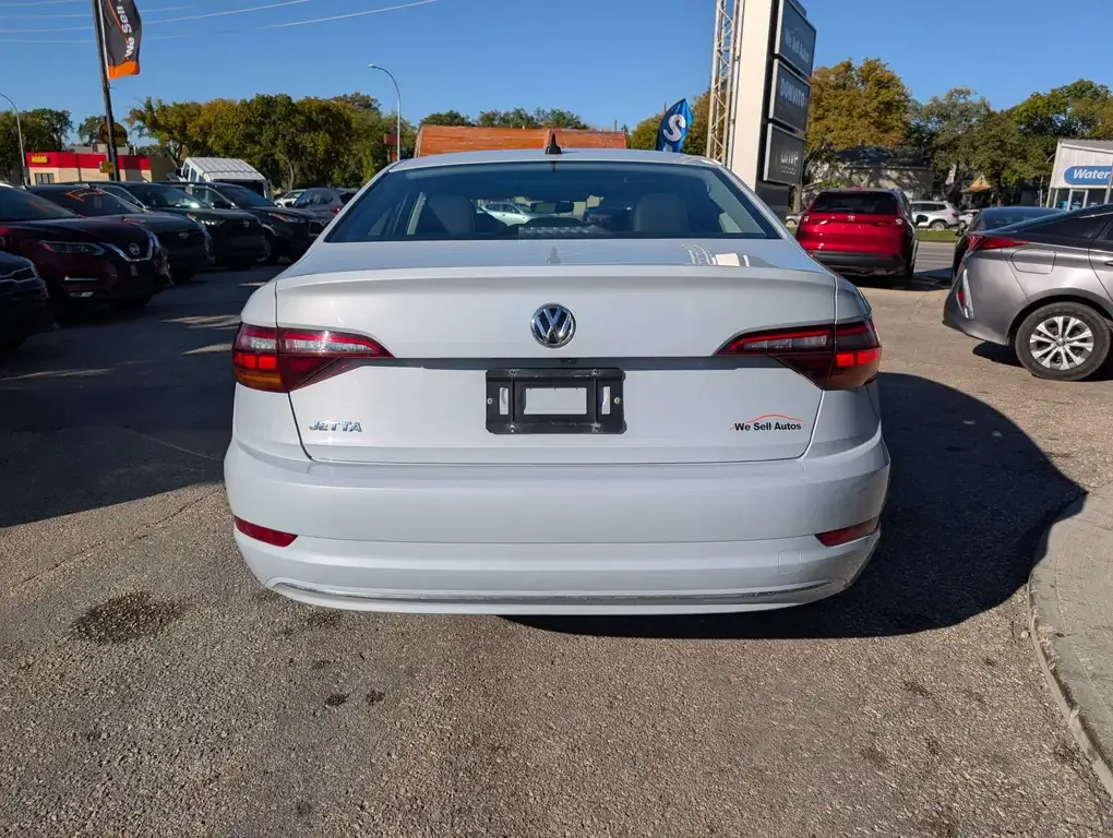 Volkswagen Jetta 2019 photo 5