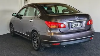 Nissan Bluebird 2008 photo 5